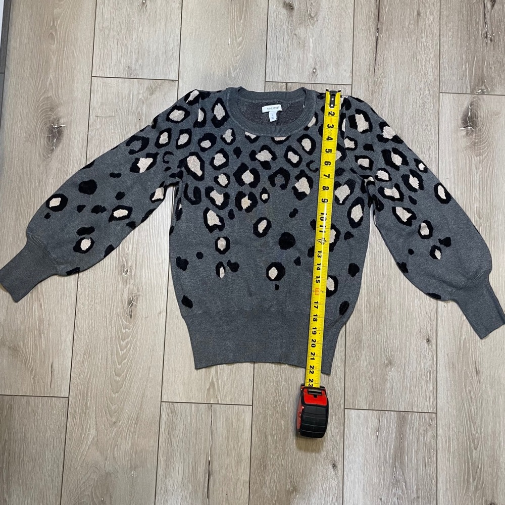 Nine West Women Gray Leopard Print‎ Balloon Sleeve Crew Neck Sweater Size S - Picture 5 of 6